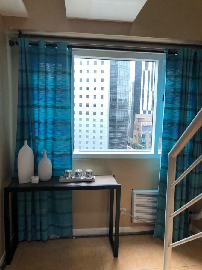 Loft Condo Beside Shangri-La Fort Маніла Екстер'єр фото